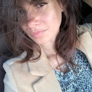 Meet your Posher, Liz